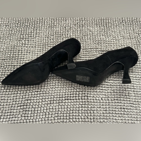 Like new H&M suede black kitten heel - Picture 4 of 4